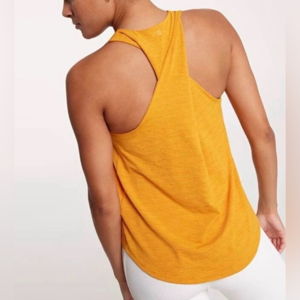 ☀️CALIA by Carrie Underwood Twist Back Tank